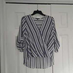 West Kei 3/4 Shirt Size Small